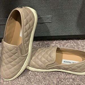 Steve Madden Slip ons